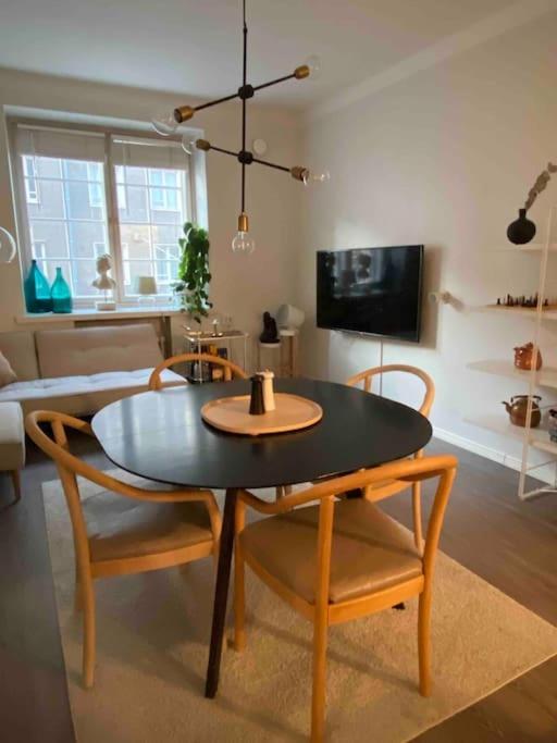 Glorious Apartment In Hakaniemi Helsinki Exterior photo